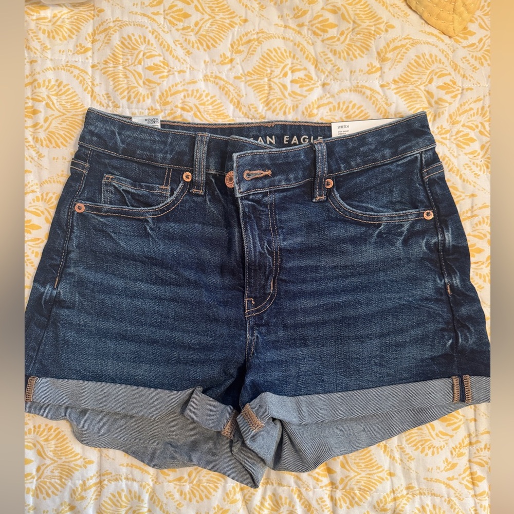 American Eagle Mom stretch jean shorts